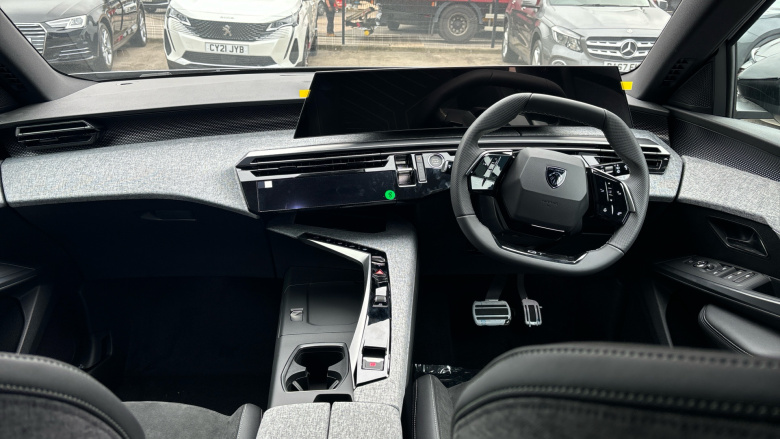 Peugeot 5008 157kW GT 73kWh 5dr Auto Electric Estate